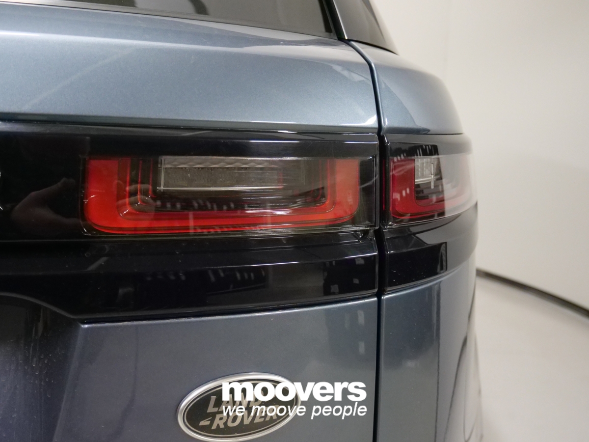 LAND ROVER Range Rover Velar 2.0D I4 180 CV R-Dynamic SE *Tetto Panoramico*